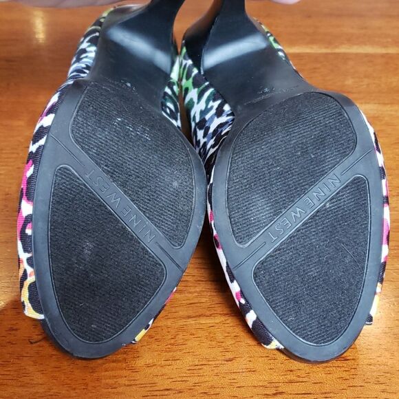 NINE WEST Retro 80s Animal Print Heels Colorful - Picture 9 of 12